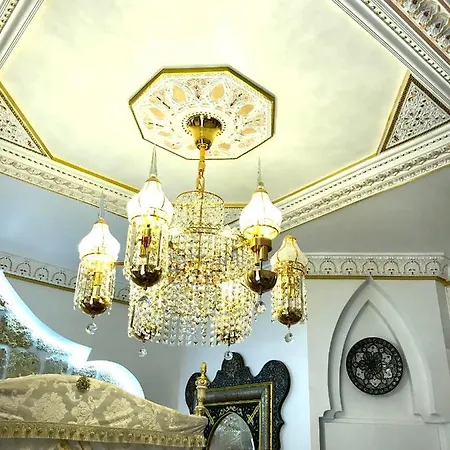 Orientale Maison De L'eglise Du Couvent 게스트하우스 3*