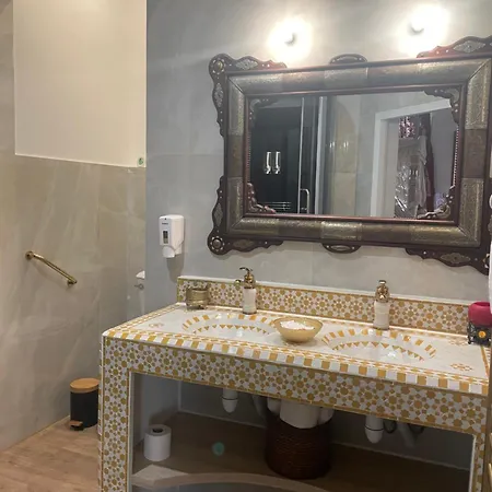 Orientale Maison De L'eglise Du Couvent