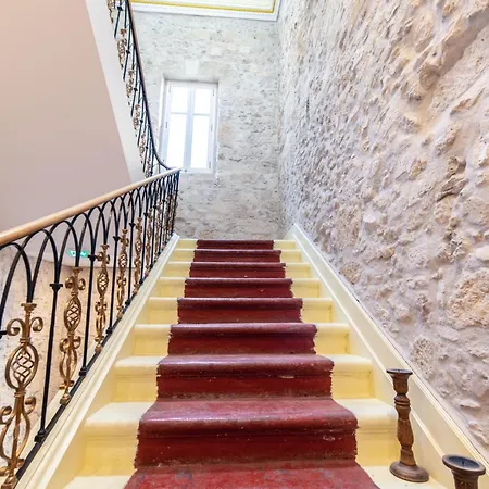 Orientale Maison De L'eglise Du Couvent 나르본