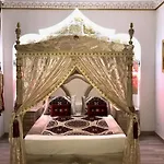 בית הארחה Orientale Maison De L'eglise Du Couvent