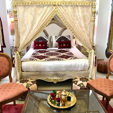 Orientale Maison De L'église Du Couvent 3*